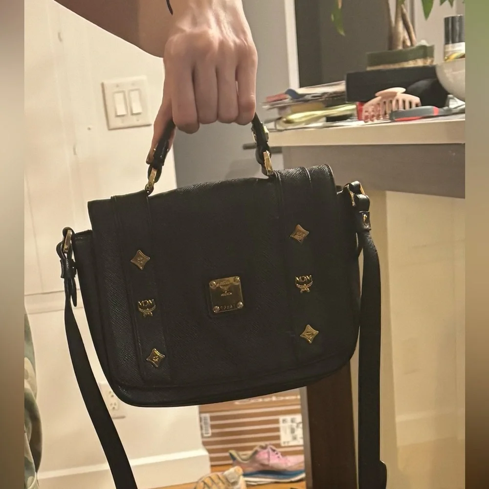 MCM handle gold